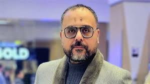 أحمد عاشور: أزمة فيلم «استنساخ» قد تمنحه دفعة دعائية غير متوقعة.. فيديو