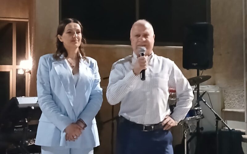 احتفال لائحة كوبا لأهلها                                                                   أقام رئيس لائحة كوبا لأهلها جوزيف دعبول حفلا لمناسبة فوز اللائحة بانتخابات البلدية والاختيارية في بلدة كوبا البترون